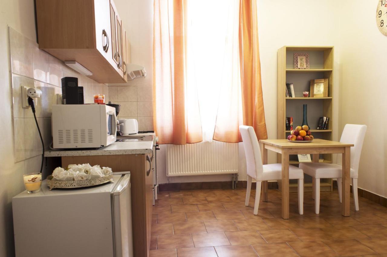 Residence Praha Aparthotel Esterno foto